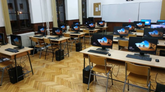 Deblokirana gimnazija